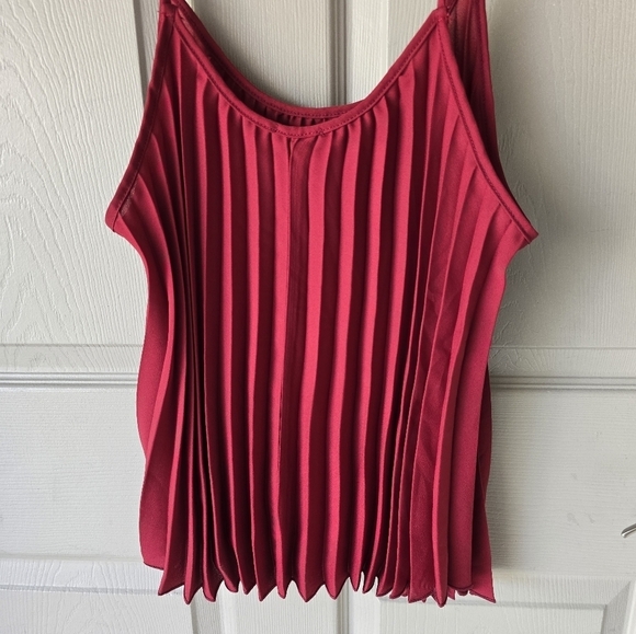 Tobi Babydoll Pleated Cami Top Size M Red Sleveless Y2k Fairycore 90s - Picture 9 of 9